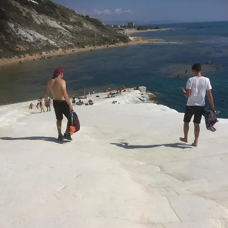 Mediterranea *