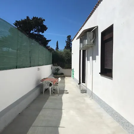 Mediterranea Δωμάτια σε οικογενειακή κατοικία *